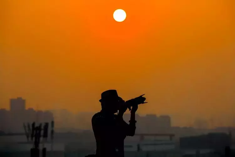 真正的朋友，始于志趣，合于性情，忠于人品