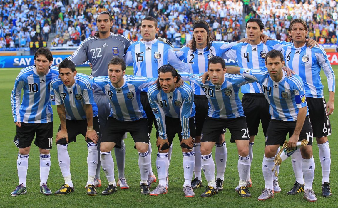 阿根廷世界杯战术(让人绝望的战术打法！南非世界杯上，阿根廷队不被横扫才奇怪)