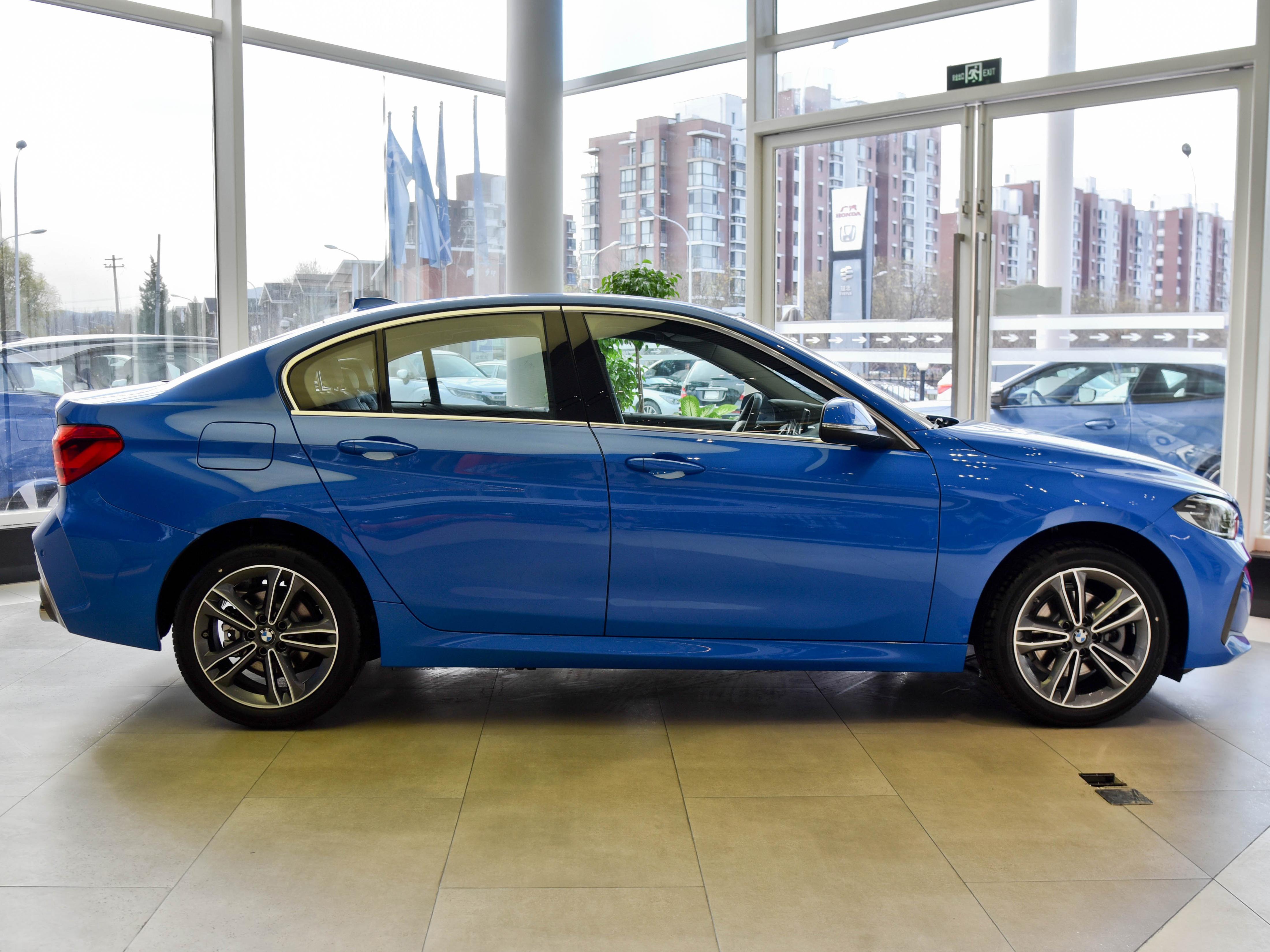 宝马1系120i(最入门的宝马车型) - 四帝国车市