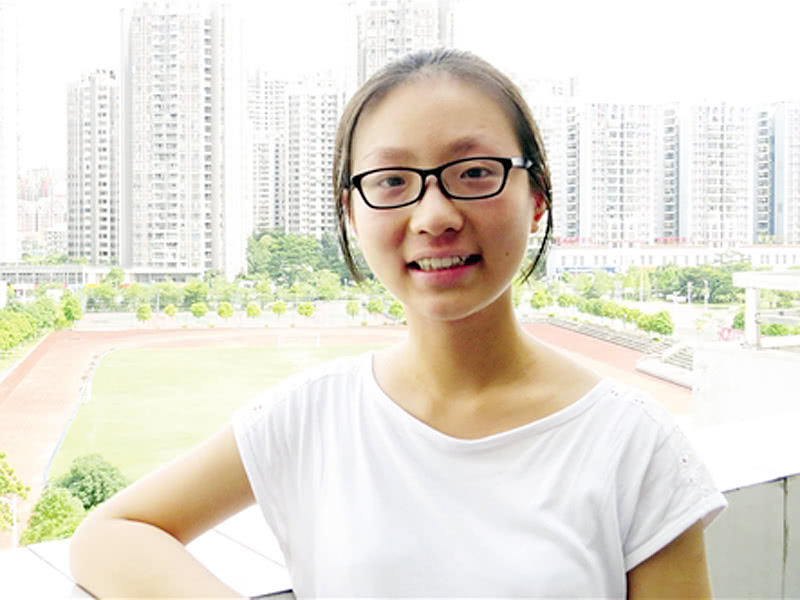 "最任性高考状元"韩思雨:不熬夜不刷题,高考681分上清华