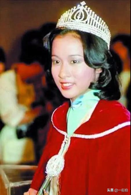 郭晶晶的眼睛叫什么眼（郭晶晶61歲婆婆出席活動，一雙“腰果眼”閃著亮光，少女氣質絕了）