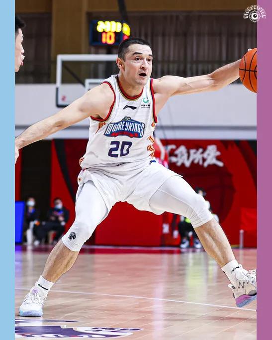 cba的鞋是哪个牌子的（CBA球鞋面面观｜这鞋竟是CBA里阿迪达斯唯一的排面）