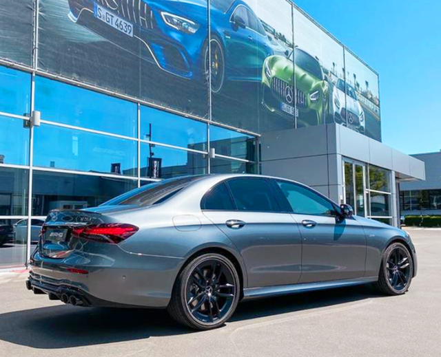 100万内最强奔驰E级，新款AMG E53实车，六缸配四驱
