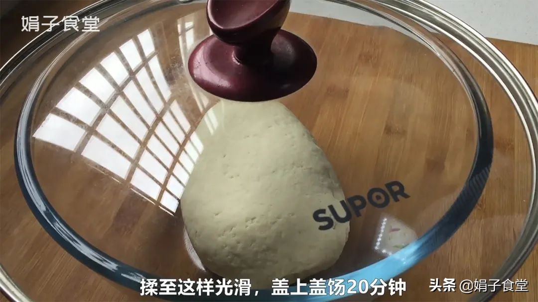 蔥花餅的家常做法,蔥花餅的家常做法又松又軟