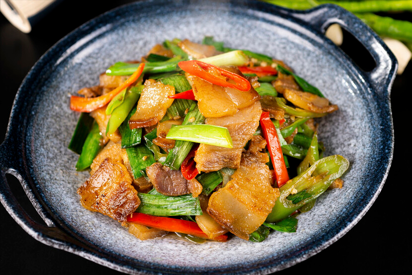 小腊肉「小腊肉泼馄饨」-皮皮自媒体