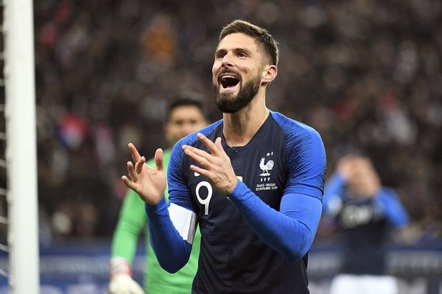 穆帅好心鞭策法国队前进,本泽马受伤让吉鲁得到更多机会)