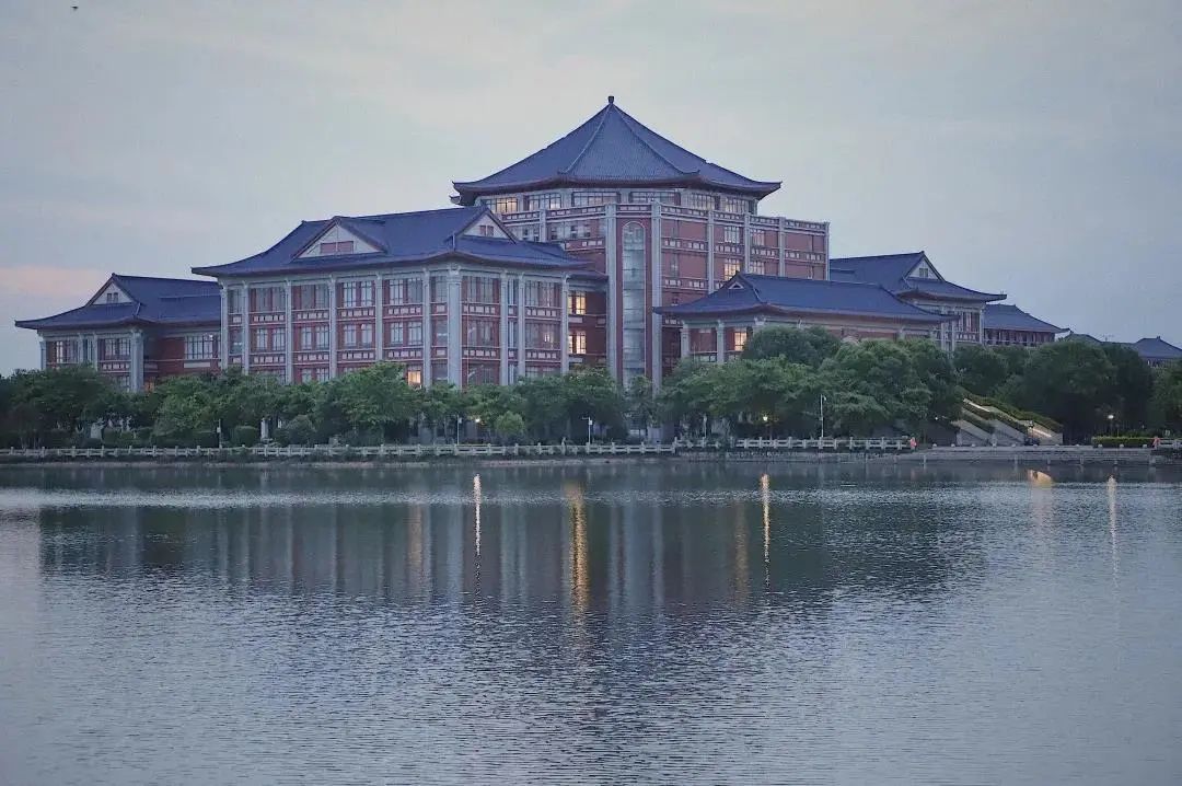 重磅发布！2020年南方医科大学普高招生章程