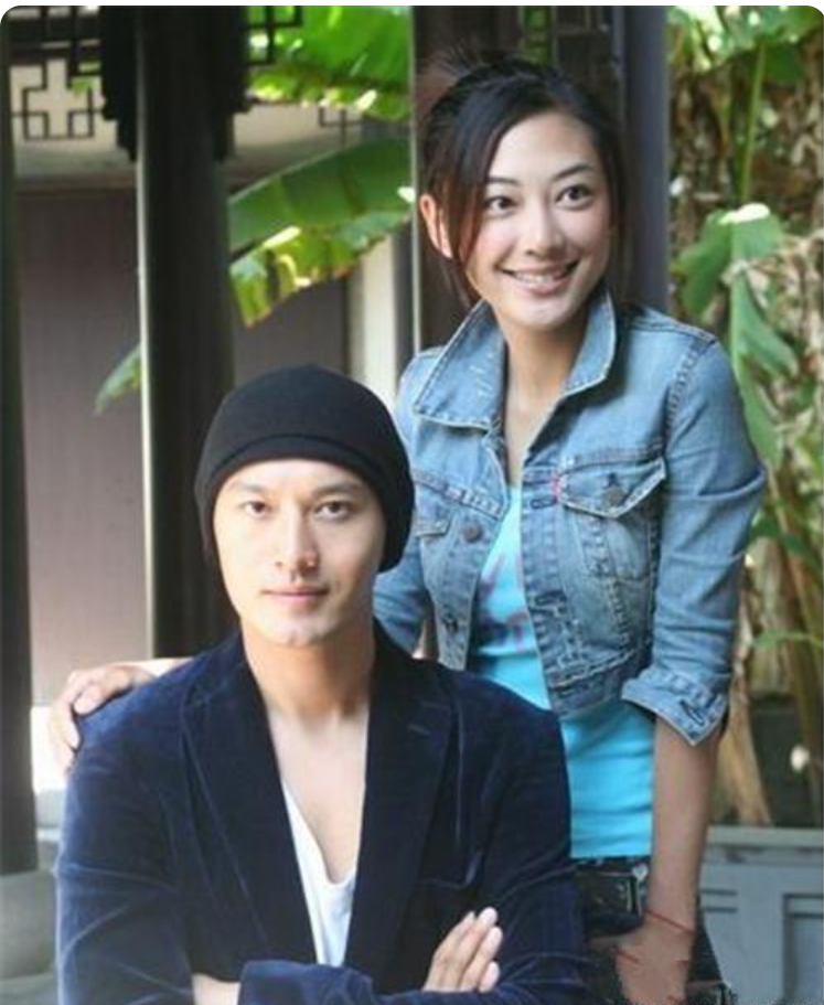 应彩儿(应采儿和冠稀密照) - oto联盟