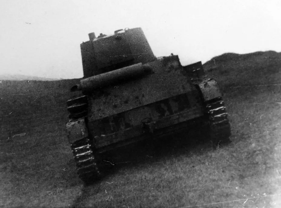 波兰球二战日本（拳打II号，脚踩T-26：波兰二战最强坦克7TP的实战与测试）