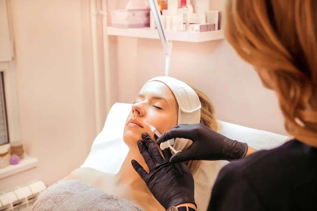 “医美贷”大退潮，但仍有贷款平台游走“红线边缘”向学生放贷