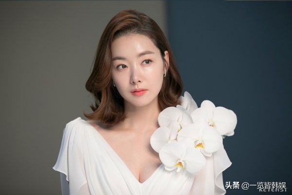 苏怡贤公开了两个女儿的近照遗传父母的遗传基因是美人的胚胎，把印乔镇做为儿子的宠爱。