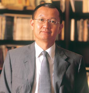 起底陈泰铭，让关之琳经历感情滑铁卢的富豪，到底有何过人之处？