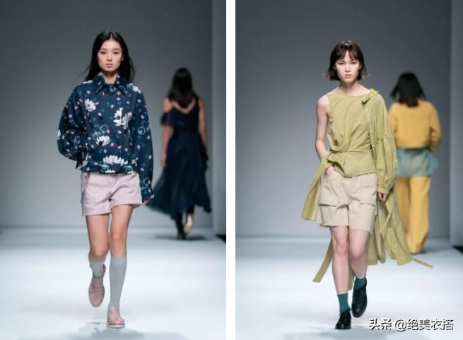 露脚踝不如露袜子？玩转袜子穿搭不用愁，这个秋冬秒变时髦精