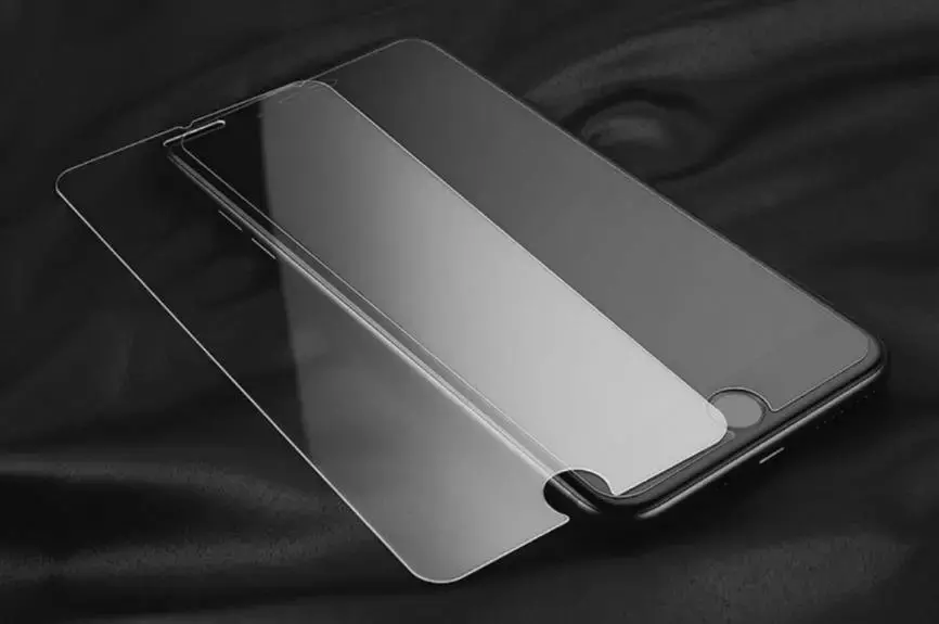 变着方法弄碎我的iPhone手机膜-17款钢化玻璃膜大横评