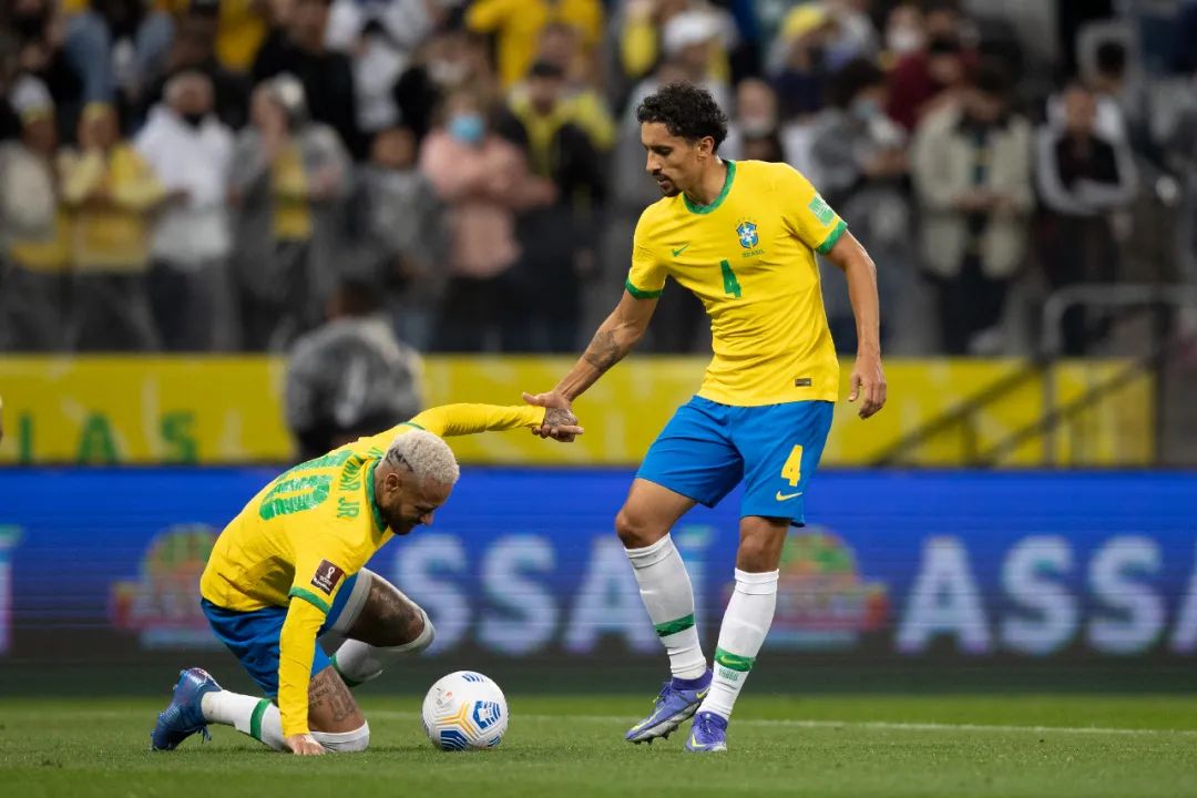 巴西vs阿根廷比分预测(世预赛预测分析！阿根廷vs巴西，巴西提前晋级已无压力)