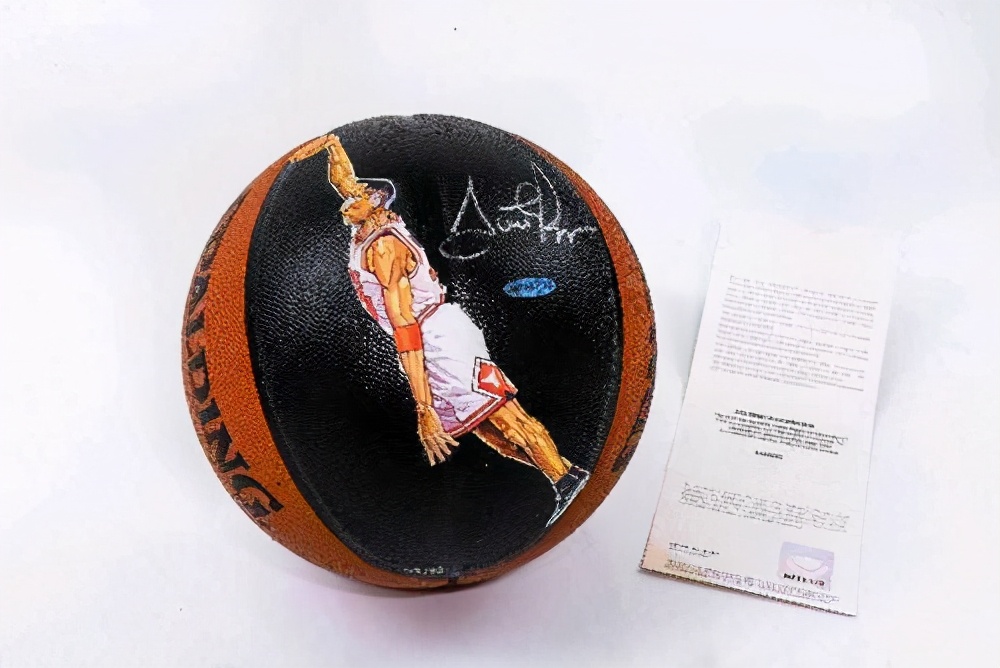 nba哪些球員有au版（“籃球之神”親簽球衣球鞋藏品拍賣！球迷機(jī)會(huì)來啦）