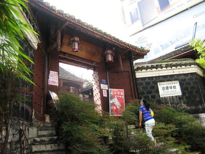 这所香港学校居然在国家地理频道排名亚洲闹鬼知名景点首位