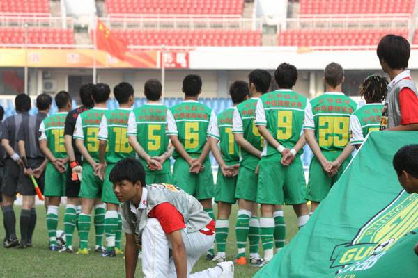 为什么中超开赛前要奏国歌（应该取消中超联赛的奏国歌仪式）