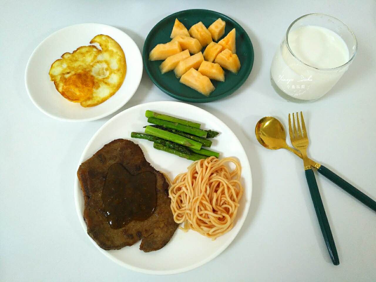 高三学生早餐食谱(高三的早餐食谱)