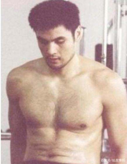 nba远投为什么不打板（上海小哥深夜练习抛锅，背后是CBA年轻球员最缺少的东西）