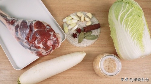 羊肉炖萝卜，这样做太香了！鲜嫩美味