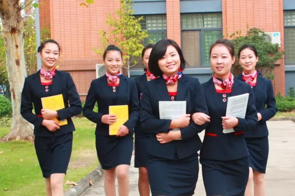 来武汉外语外事职业学院，出国不是梦