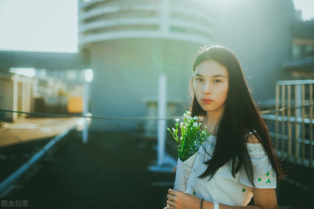 一位未婚女性隆胸的心路历程