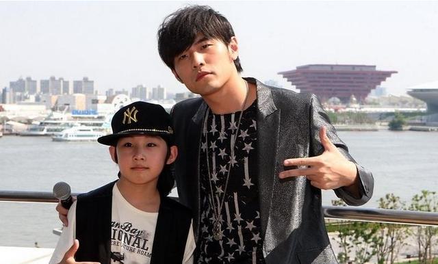 上过春晚，如今杳无音讯的4位童星，有人相亲被嫌，有人发福秃顶