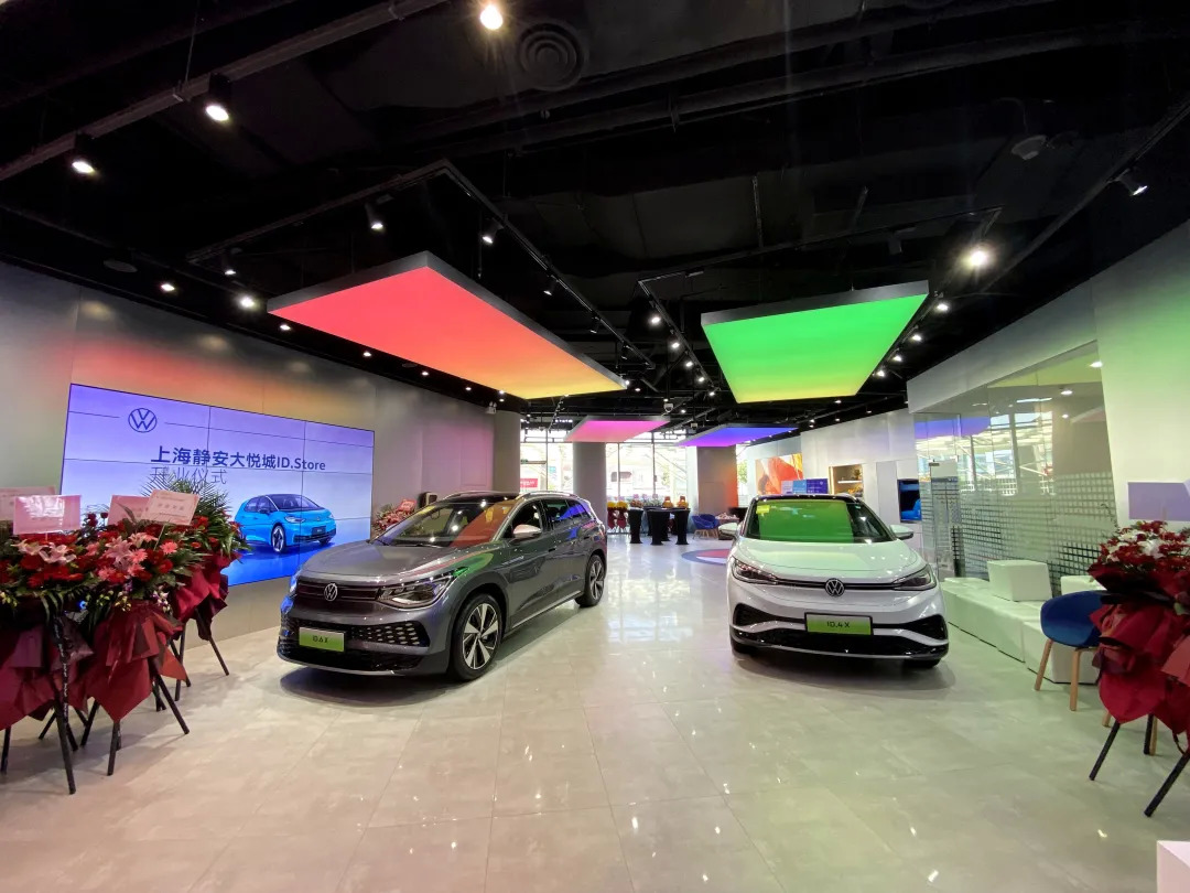 ID.3 售价倒计时，上汽大众 ID. Store 上海静安大悦城店开业探店