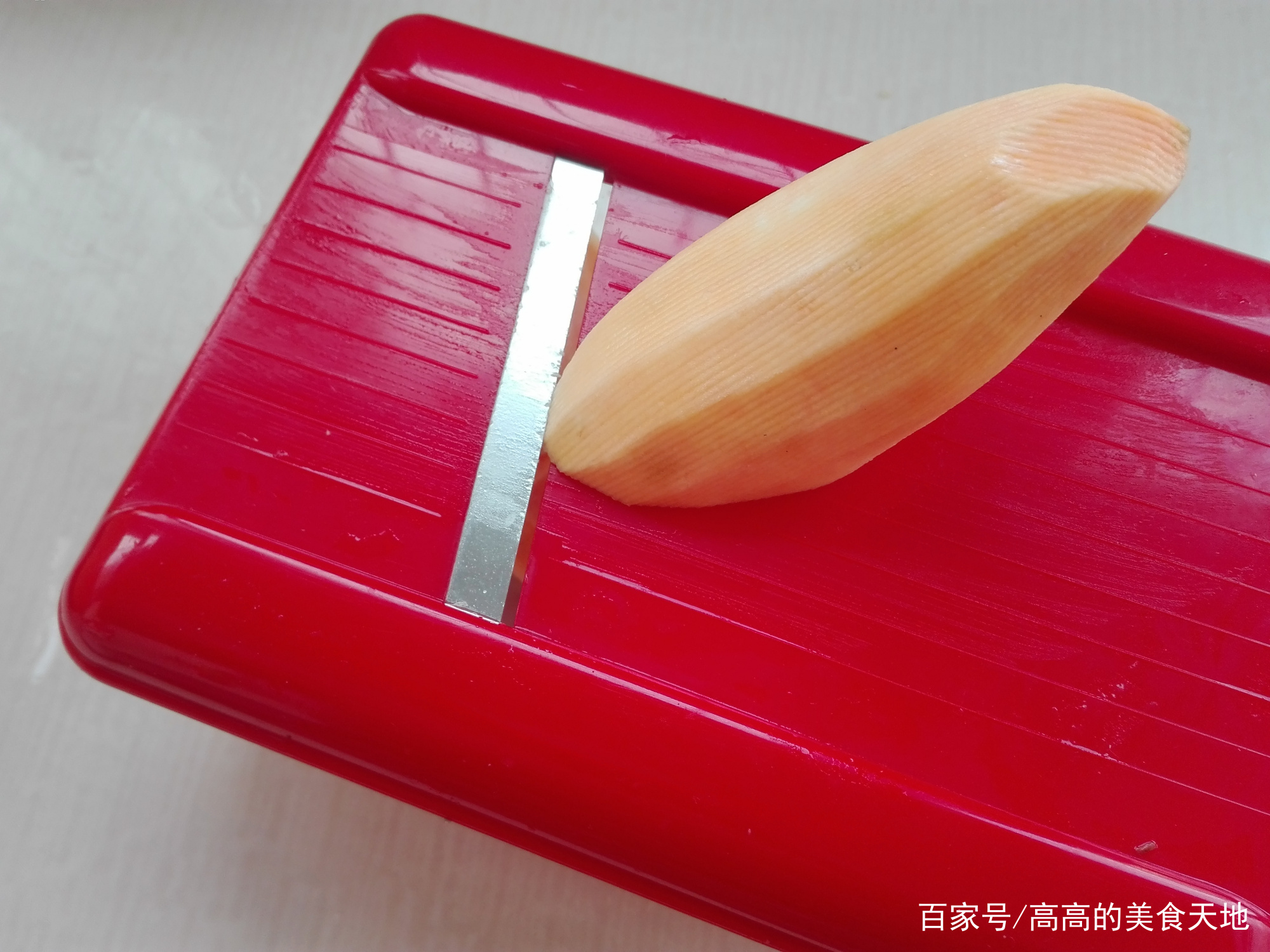 图片[3]-【自制薯片】做法步骤图 不用油炸也酥脆 低脂好吃不怕胖-起舞美食网