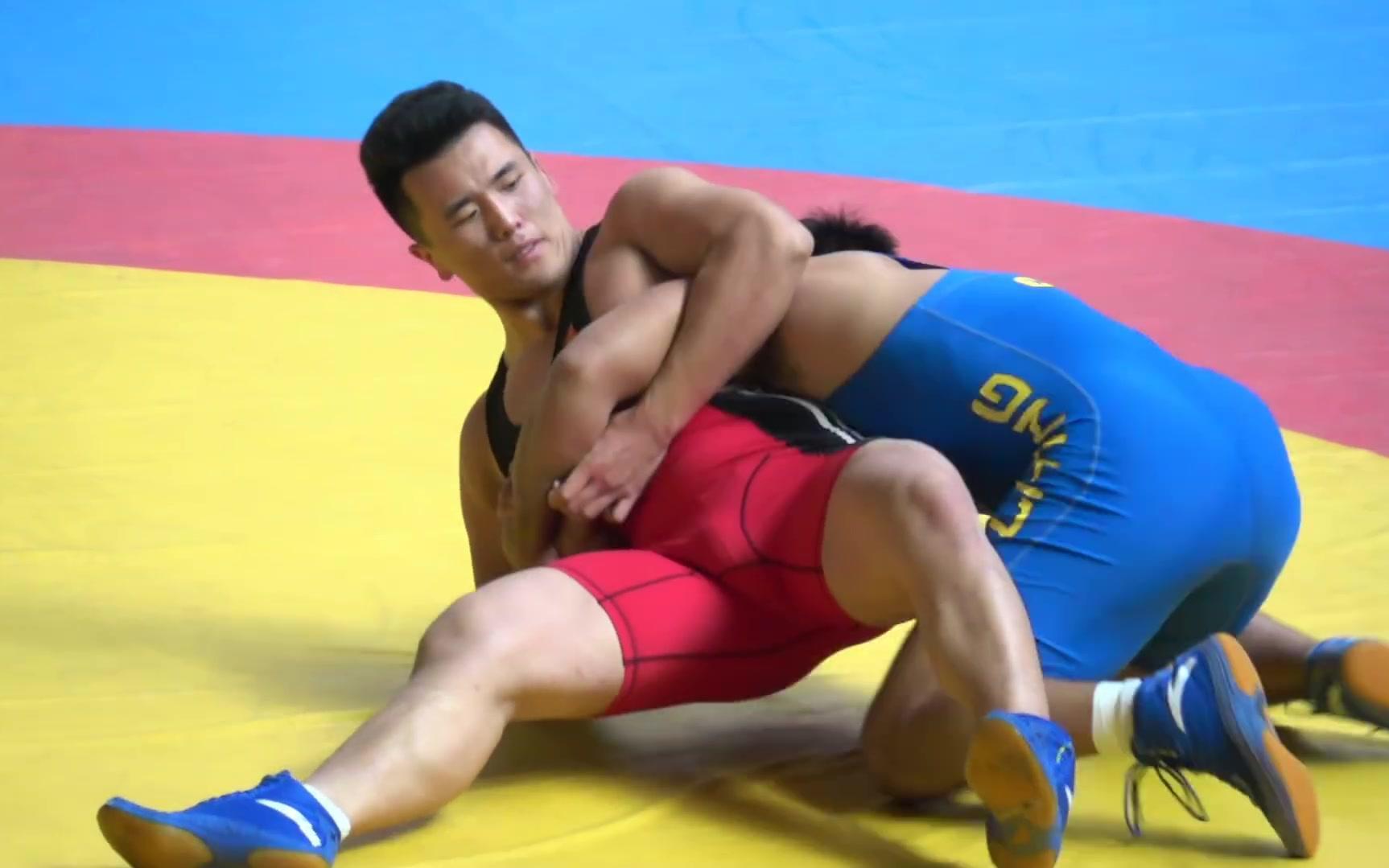 全运会摔跤黑哨后续(全运会自由式摔跤黑哨引发运动员和教练不满,你们