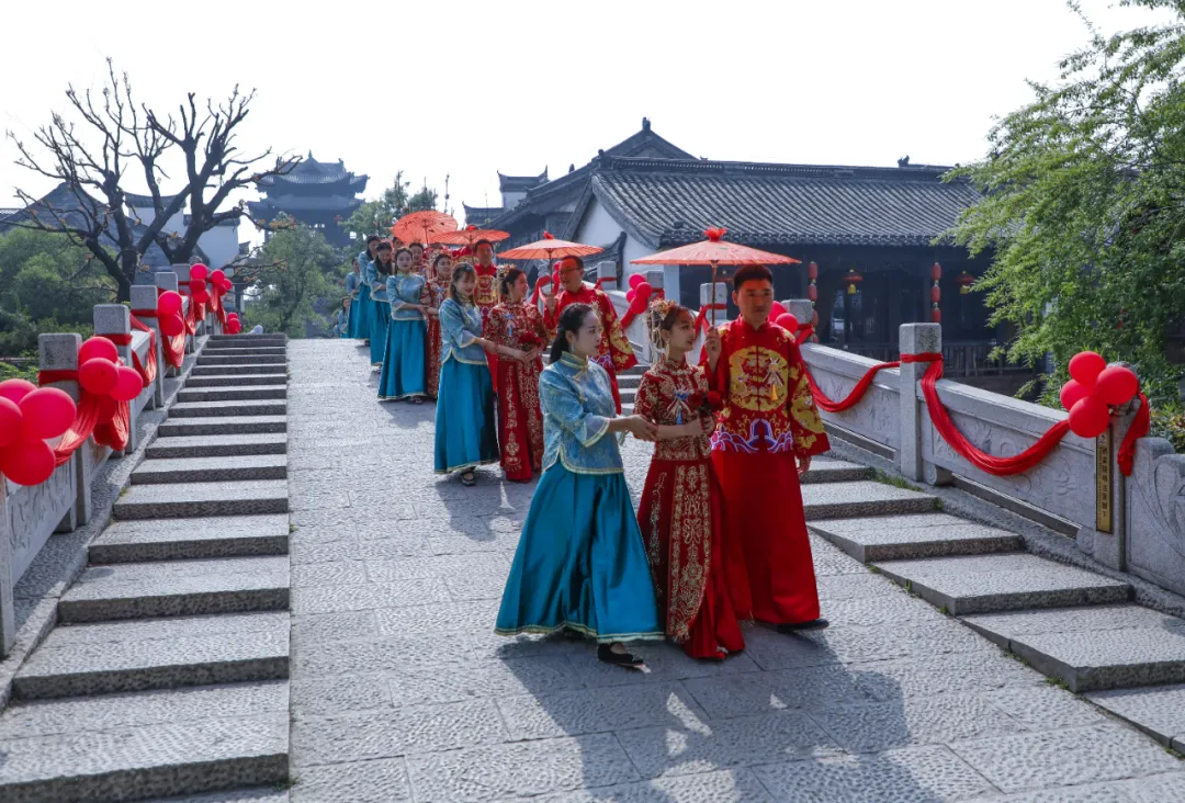 将爱进行到底丨台儿庄古城许你一场浪漫水乡婚礼