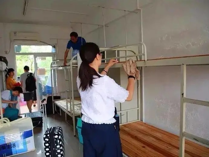 广州大学宿舍广州高中宿舍大揭秘