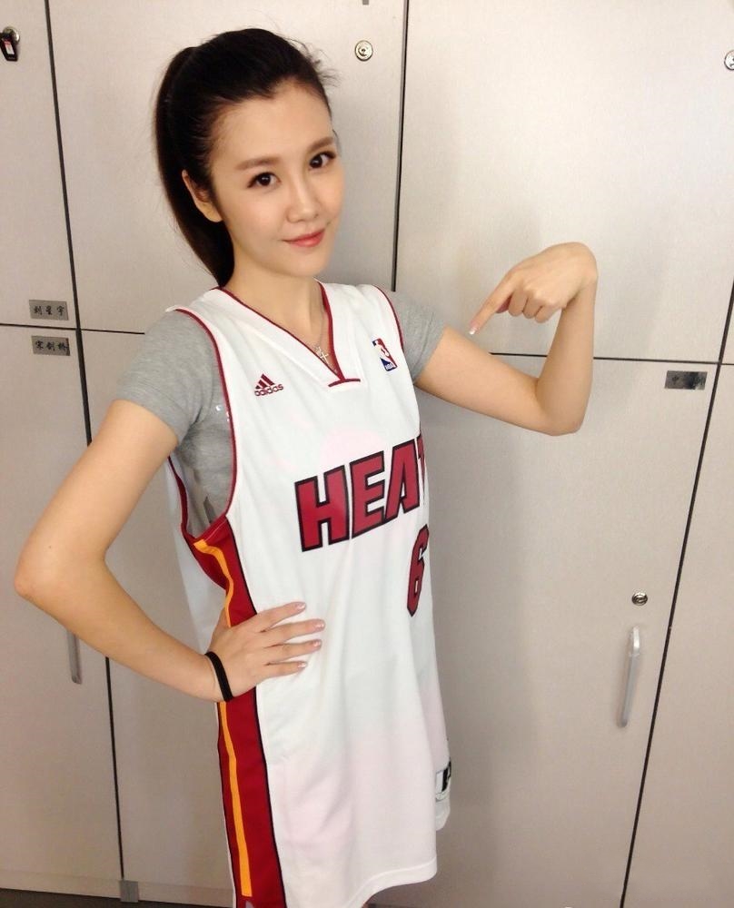 为什么有nba短袖球衣（NBA为何无视球员抗议力推短袖球衣？意图太明显，球迷：新的套路）