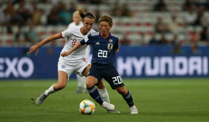 日本女足上届世界杯成绩(0-2，日本女足轰然倒下：球员失落球迷绝望，成绩不如中国女足)