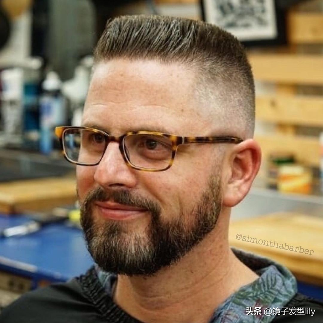 男青年发型(2021极具人气的8种男士发型,帅气有型不落伍,适合大多数