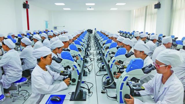 怀揣济世梦想的学子 昆明27年资深医学教育学院等你报名