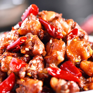 麻辣兔肉的做法(麻辣兔肉,美味的下酒菜)