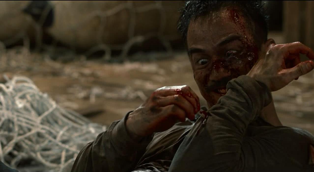  黑夜降临：比甄子丹吴京的《杀破狼》系列更爆裂的印尼动作片