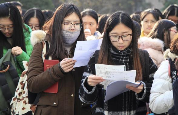 毕业后才发现，原来收费高的民办本科和公办专科，差距很明显