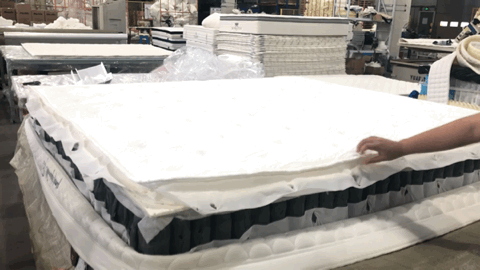 怎样选床垫（床垫的挑选技巧有哪些）