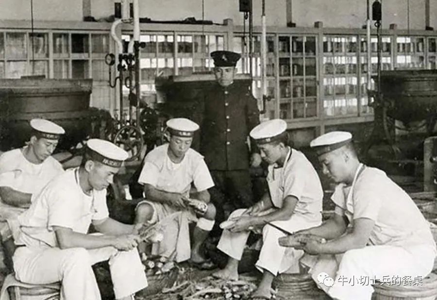 《海军料理物语》从明治到昭和之日本海军饮食史话（开篇）