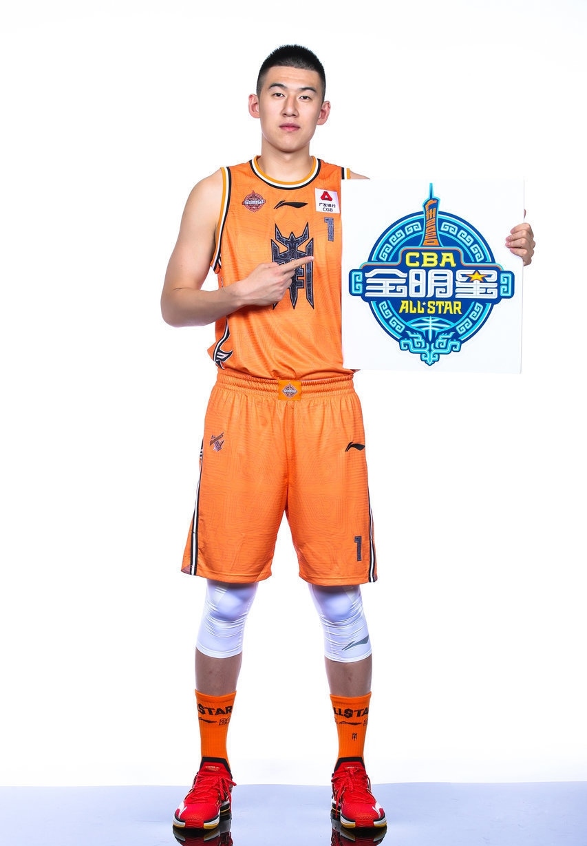 票王易建联领衔cba全明星球员个人写真出炉)