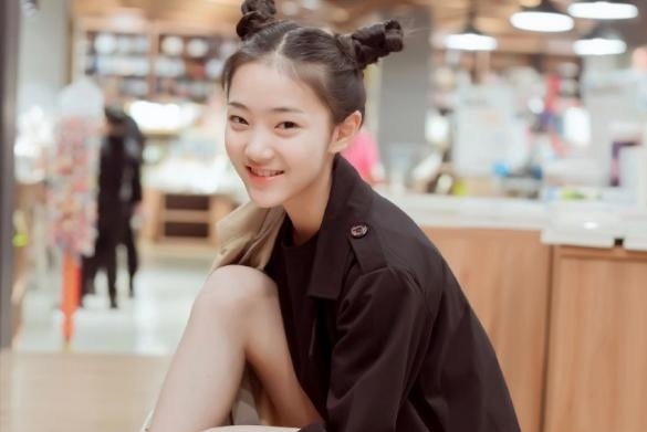 婴儿肥多少岁会消失(天生网红脸的小演员) - 乐宝宝贝