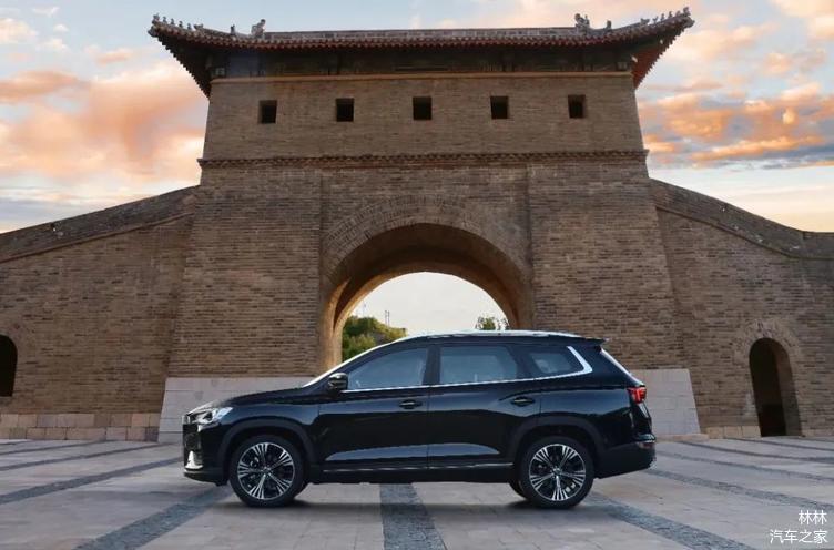 10万级别SUV，却给人惊喜的空间体验——奇瑞捷途X90