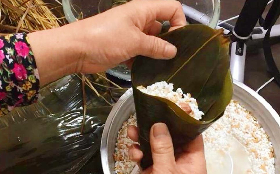端午節(jié)粽子的做法,端午節(jié)粽子的做法作文