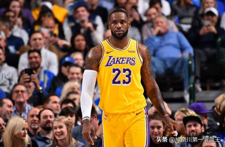 21世纪nba超巨有哪些(21世纪诞生了几位超巨？满打满算就这六人，连哈登都无法上榜)