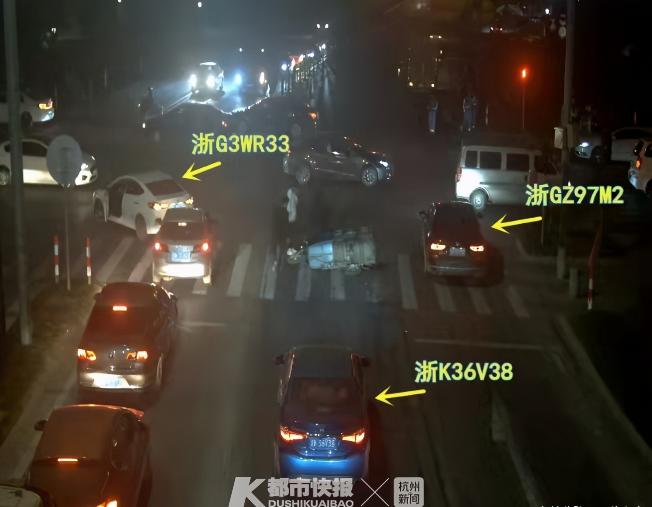 浙GZ97M2、浙G3WR33、浙K36V38，你们下车的瞬间，平凡又温暖