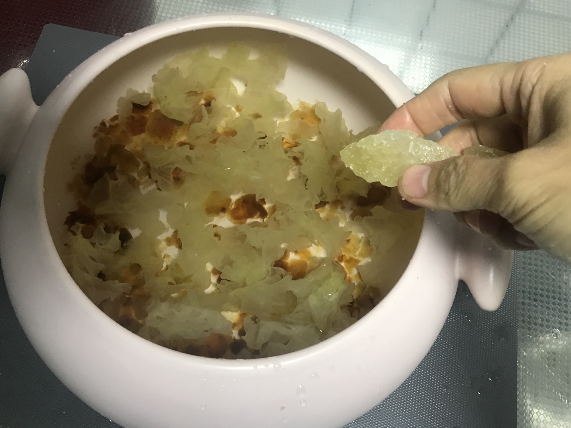 图片[6]-【苹果银耳桃胶羹】做法步骤图 易上火的人多喝点 还能润肤美-起舞食谱网