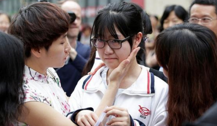 八省联考开考，数学题“难倒”一片考生，江苏考生先哭了